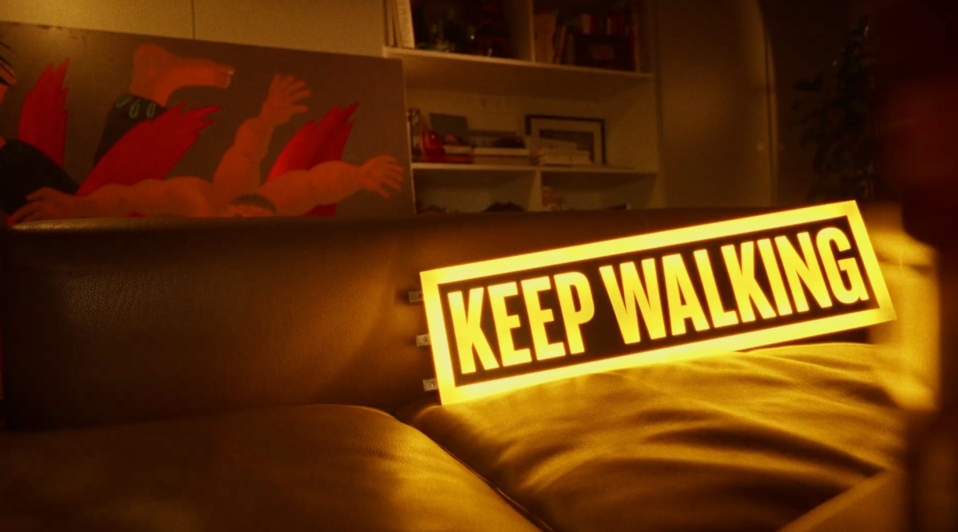 Кадр з інтеграції Johnnie Walker — Keep Walking
